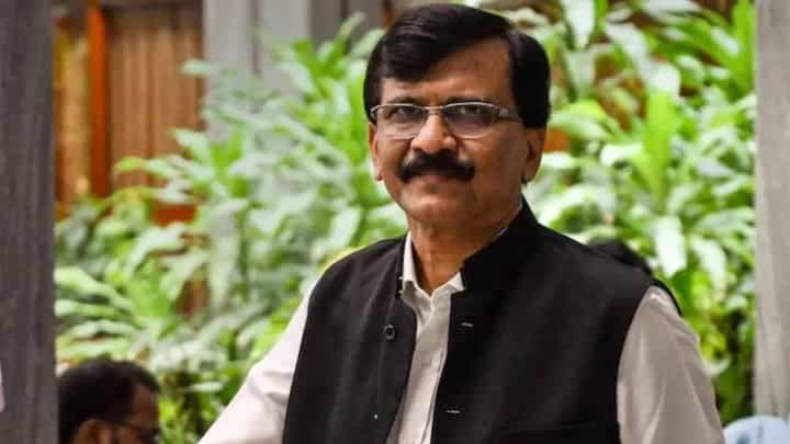 'डेथ वॉरंट'वर राष्ट्रवादी नेत्याचे स्पष्टीकरण, राऊत दिल्लीत काम करतात, त्यांच्याकडे माहिती असेल, पण हे सरकार... 'डेथ वॉरंट'वर राष्ट्रवादी नेत्याचे स्पष्टीकरण, राऊत दिल्लीत काम करतात, त्यांच्याकडे माहिती असेल, पण हे सरकार...