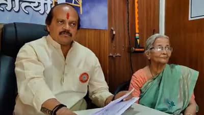 आजीबाईचा २१ वर्षांचा संघर्ष, एका फेसबूक लाईव्हने चुटकीसरशी सुटला प्रश्न, कसा ते वाचा