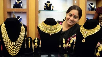 Gold Making Charges : दागिने घडविताना का द्यावे लागतात मेकिंग चार्जेस, का बसतो याचा भूर्दंड
