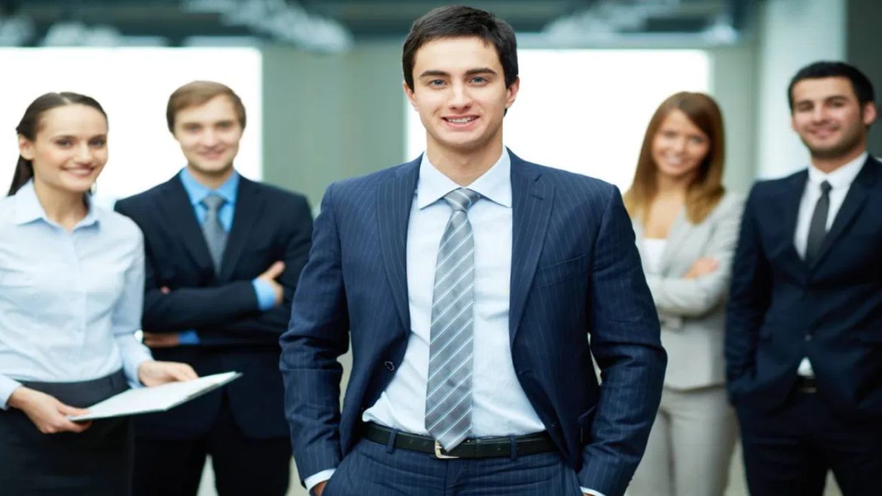 Personality Development | ...तर तुमची पर्सनालिटी आहे एकदम डॅशिंग आणि हटके! Personality Development | ...तर तुमची पर्सनालिटी आहे एकदम डॅशिंग आणि हटके!