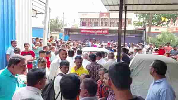 सख्खा भाऊ झाला पक्का वैरी, डॉक्टर भावाला लहान भावानं आयुष्यातून संपवलं; नात्यात नेमकं काय घडलं?