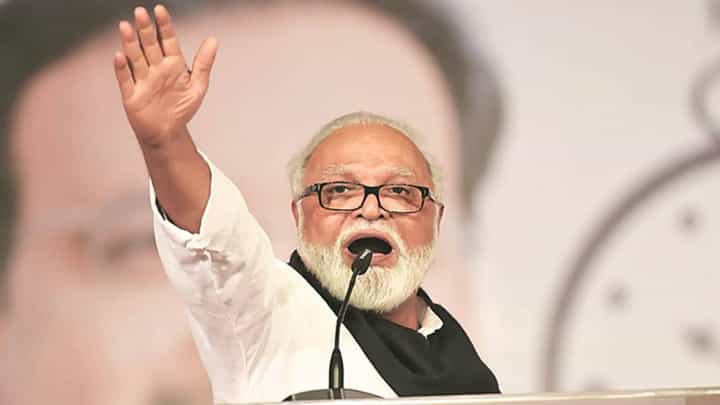 माझ्या शेपटावर पाय देऊ नका, छगन भुजबळ यांना ठाकरे गटाच्या नेत्याचा इशारा माझ्या शेपटावर पाय देऊ नका, छगन भुजबळ यांना ठाकरे गटाच्या नेत्याचा इशारा
