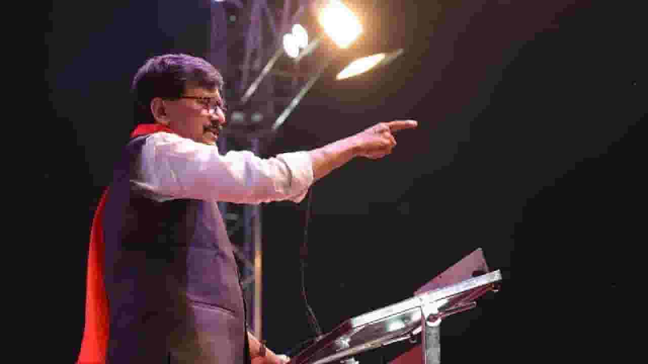 संजय राऊत जगातील सर्वात विद्वान व्यक्ती, त्यांना कुणी स्पर्धकच नाही; शिवसेनेच्या मंत्र्याचा उपरोधात्मक टोला