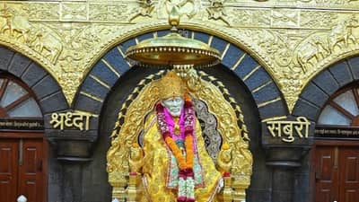 शिर्डी बंदचा निर्णय मागे, विखे पाटील यांच्या शिष्टाईला यश; ग्रामस्थ कशाला करताय कडाडून विरोध? जाणून घ्या