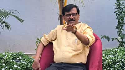 रिफायनरीसाठी ‘हे’ यांचं हिंदुत्व; मराठी माणसावर हल्ले… राऊत यांची सरकारवर काय टीका