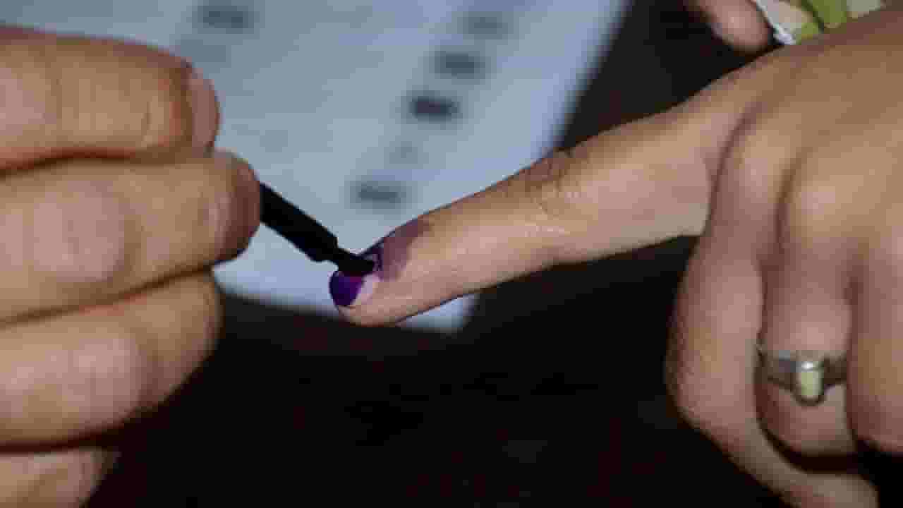 तासगावमध्ये संजयकाका पाटील विरुद्ध रोहित पाटील लढत; कोण विजयी होणार?