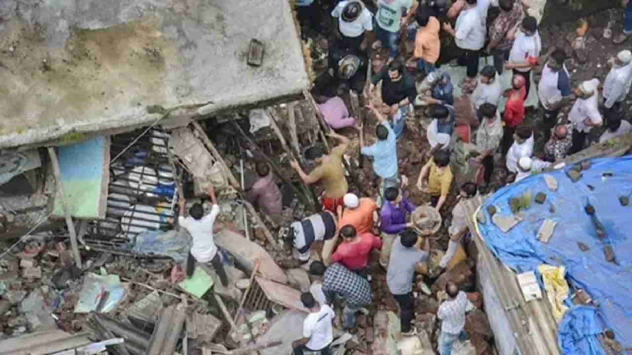 Bhiwandi Building Collapse : दुपार, संध्याकाळ अन् रात्र सरली... 20 तास तो ढिगाऱ्याखाली तडफडत होता; 10 जणांचा शोध सुरूच