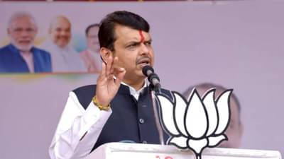 मणिपुरमध्ये हिंसा भडकली, अडकलेल्या विद्यार्थ्यांना देवेंद्र फडणवीस यांचा थेट फोन अन् काय दिलं आश्वासन?