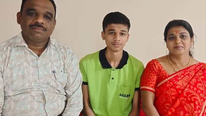 JEE Main 2023 : नागपूरच्या मृणाल श्रीकांतचा जेईईत डंका, मृणालच्या यशामागचे रहस्य काय?