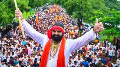 अयोध्या पौळ यांनी बांगर यांना करून दिली ‘त्या’ चॅलेंजची आठवण..; काय आहे पहा चँलेज आणि काय आणलं पहा गिफ्ट