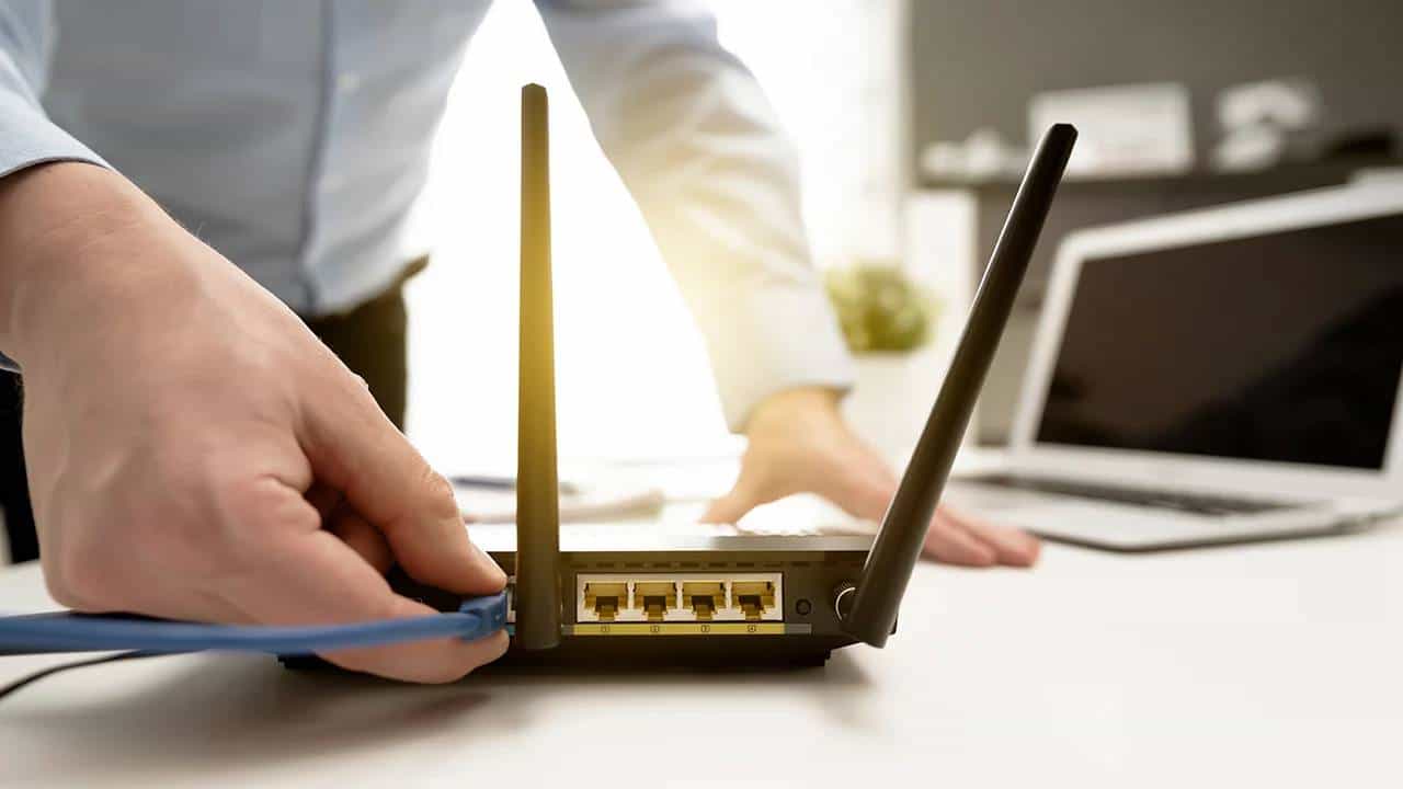 Technology : चार पट अधीक वेगाने चालेल इंटरनेट, करा हा छोटासा जुगाड