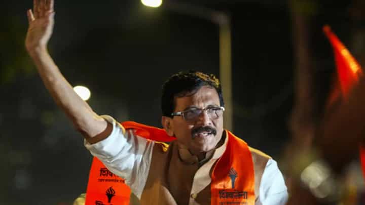 शिवसेना नेते संजय राऊत बेळगावात कोणावर साधणार सिधा निशाना? शिवसेना नेते संजय राऊत बेळगावात कोणावर साधणार सिधा निशाना?