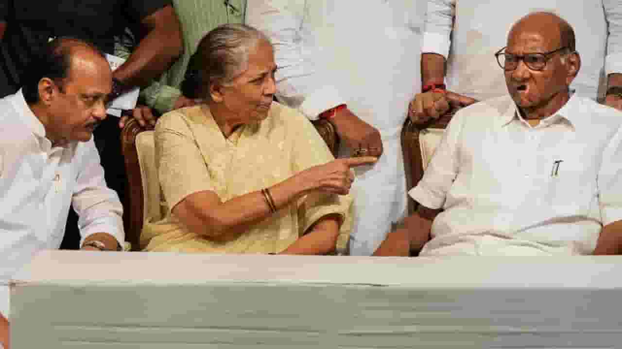 राजीनाम्यावर पवारांचा काय निर्णय? राष्ट्रवादीच्या बड्या नेत्याचं मोठं वक्तव्य