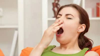 झोपण्यापूर्वी या गोष्टी खाऊ नका!