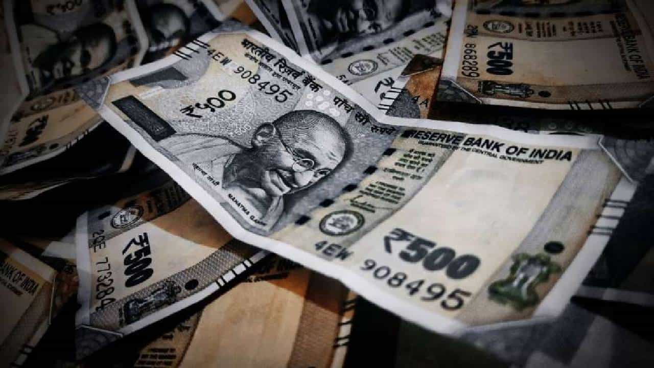 EPFO : हायर पेन्शनबाबतच्या शंकांना पूर्णविराम! कंपनी की कर्मचारी, कोणाच्या खिशातून रक्कम कपात होणार