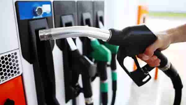 Petrol Diesel Price Today : कच्चे तेल घेत आहे फिरकी, पेट्रोल-डिझेलच्या भावात सातत्याने आलटी-पलटी