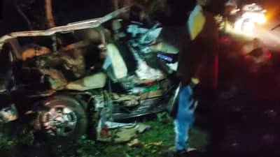 5 सरण... 11 मृतदेह... या गावात माणसं फक्त रडत होती...; काय घडलं नेमकं?