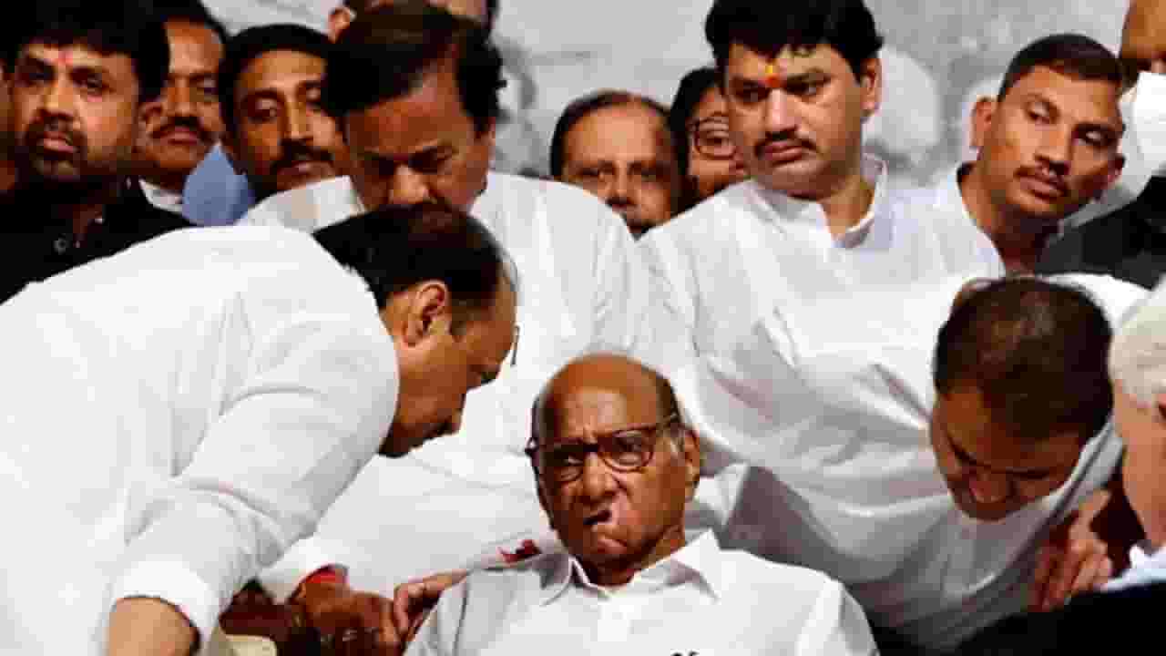 पवारांचा मास्टर हा ट्रोक, अजित पवार यांच्या चलबिचलपनाला ब्रेक; शिवसेना नेत्याचा भाजप प्रवेशावरून निशाना