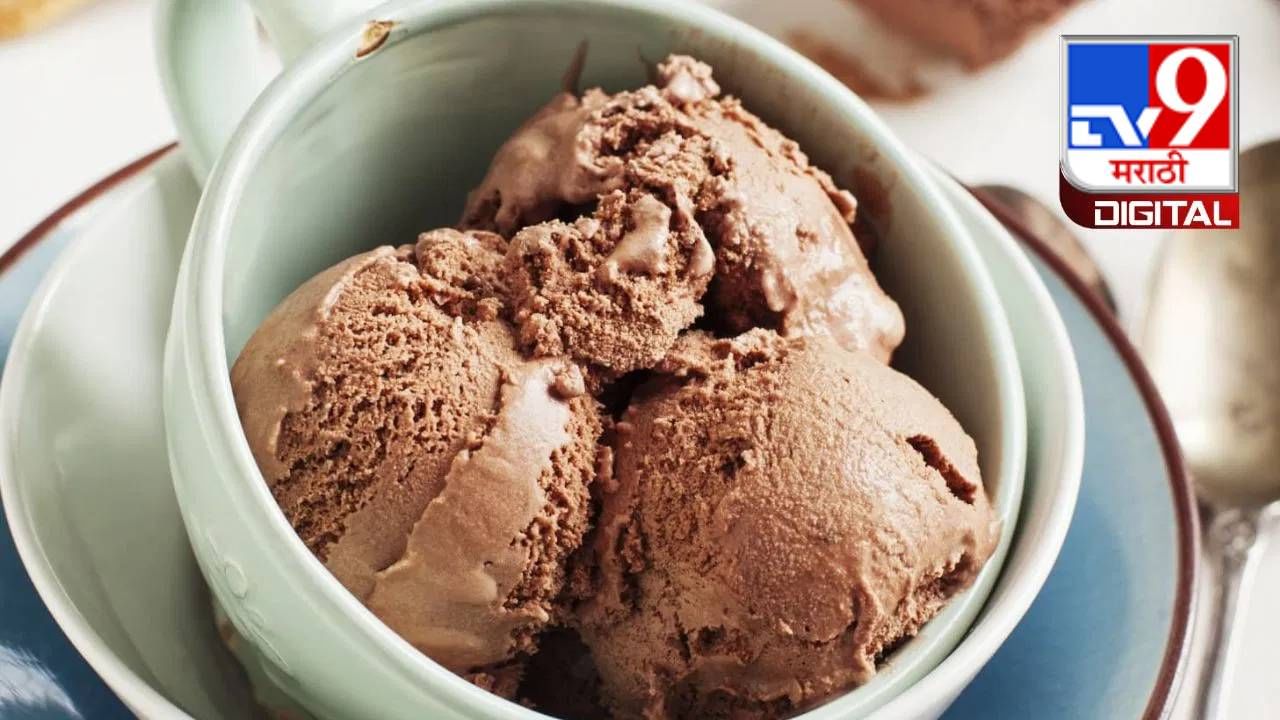 आईस्क्रीमसारखे थंड पदार्थ मायग्रेनला चालना देऊ शकतात.