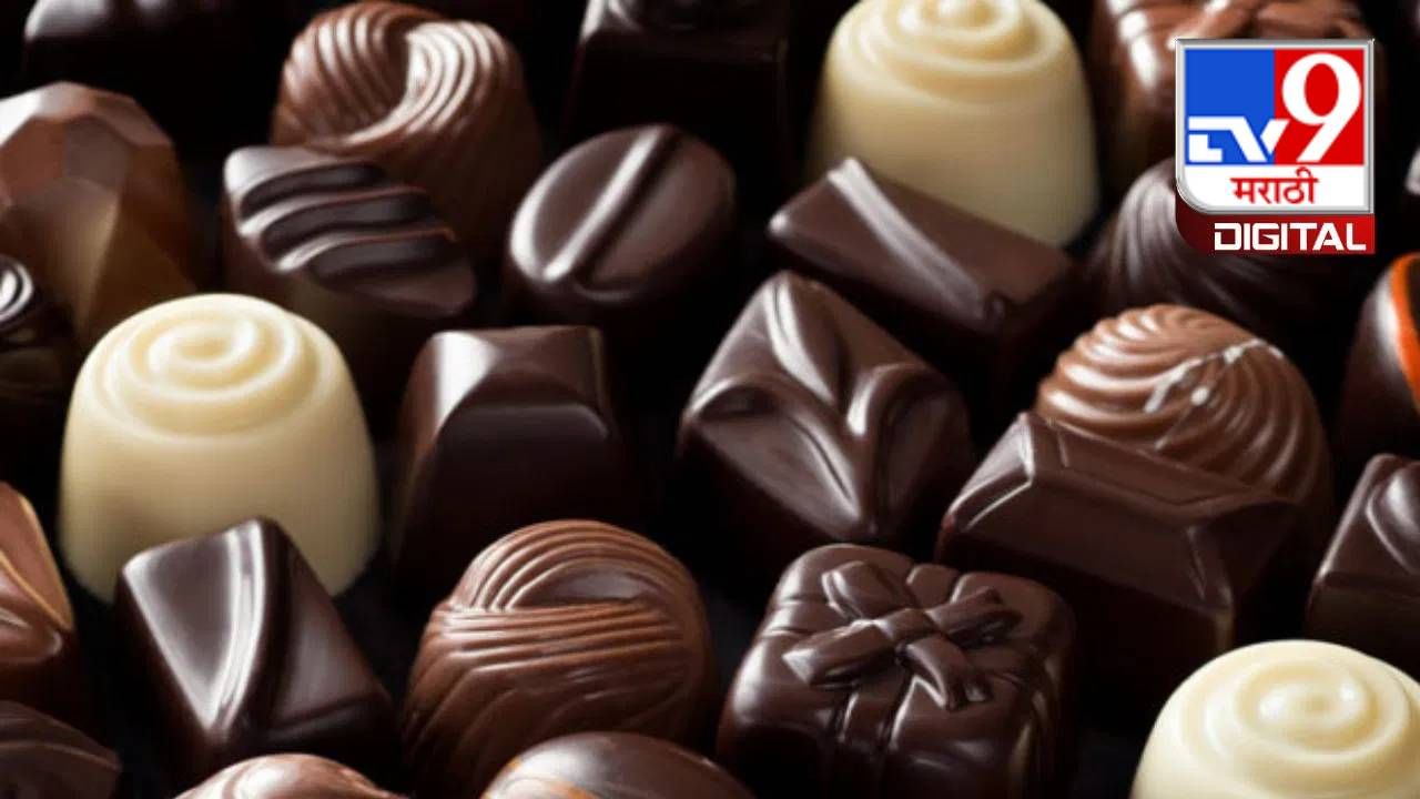 चॉकलेटमध्ये आढळणारे कॅफीन आणि बीटा-फेनिलेथिलामाइन दोन्हीमुळे डोकेदुखी होऊ शकते.