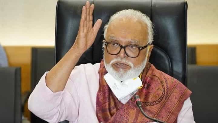 'धमकी देणाऱ्यांचा ब्रेन शोधून काढा', छगन भुजबळ यांचा भाजपवर हल्लाबोल 'धमकी देणाऱ्यांचा ब्रेन शोधून काढा', छगन भुजबळ यांचा भाजपवर हल्लाबोल
