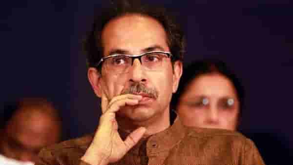 ‘म्हणून उद्धव ठाकरे यांना खाली खेचलं आणि शिवसैनिकाला त्या खुर्चीवर बसवलं’, शिवसेना नेत्याचा घणाघात