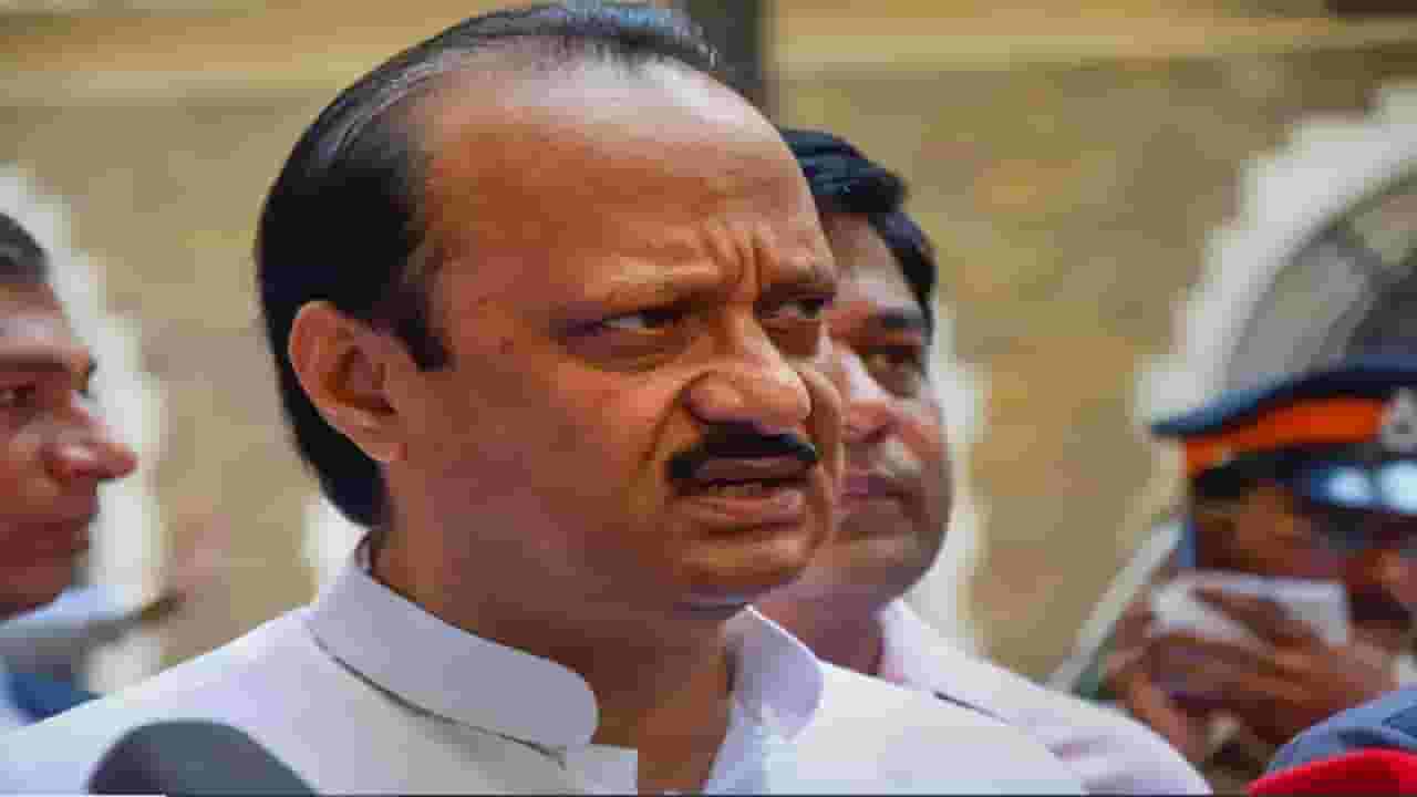 अजित पवार पुन्हा सक्रिय अन् बारामतीच्या दौऱ्यावर; सकाळी ६ वाजताच आढावा दौऱ्यावर अजित पवार पुन्हा सक्रिय अन् बारामतीच्या दौऱ्यावर; सकाळी ६ वाजताच आढावा दौऱ्यावर