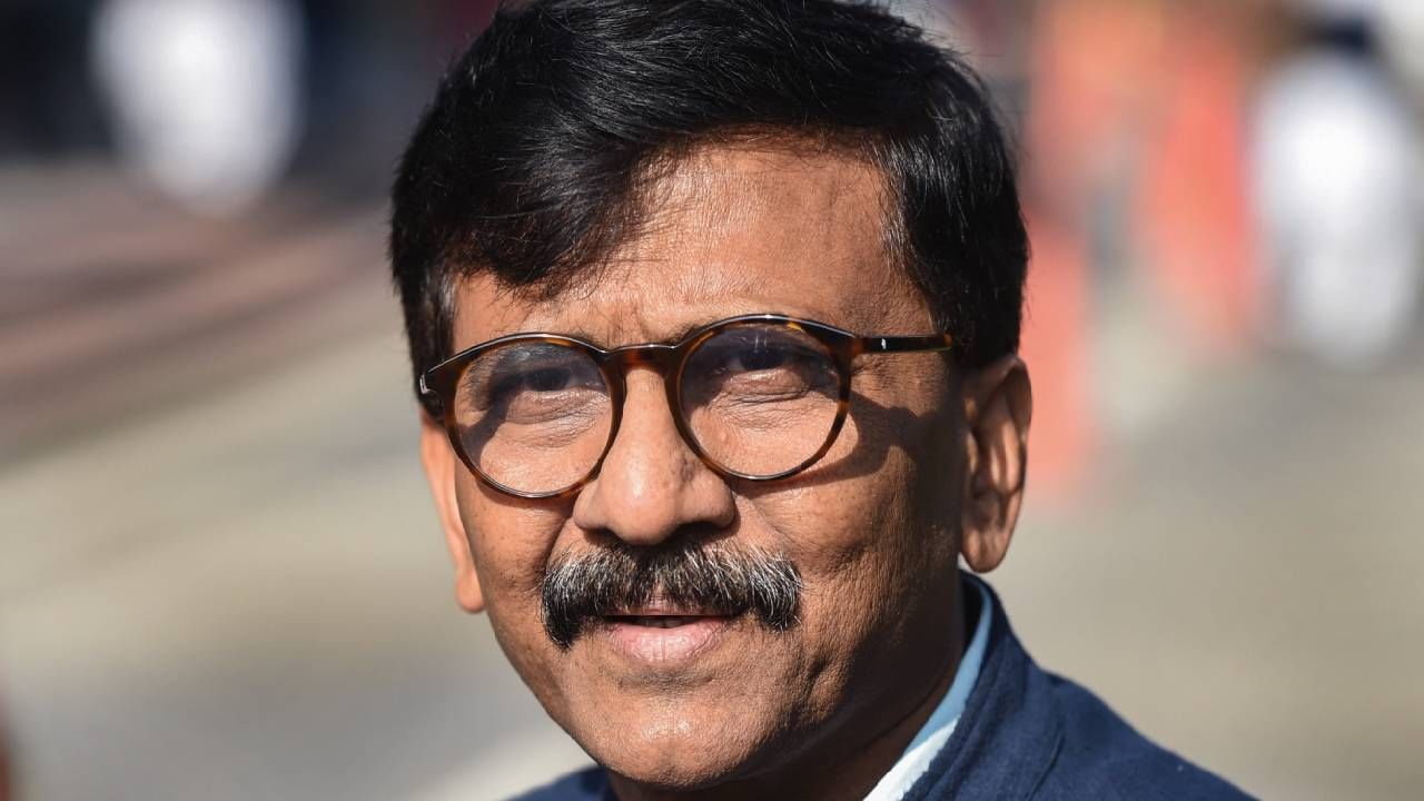 संजय राऊत ज्या राष्ट्रवादीची स्तुती करतात, त्याच राष्ट्रवादीचे तुकडे ते पाडणार; भाजप नेत्याची राऊतांवर सडकून टीका संजय राऊत ज्या राष्ट्रवादीची स्तुती करतात, त्याच राष्ट्रवादीचे तुकडे ते पाडणार; भाजप नेत्याची राऊतांवर सडकून टीका
