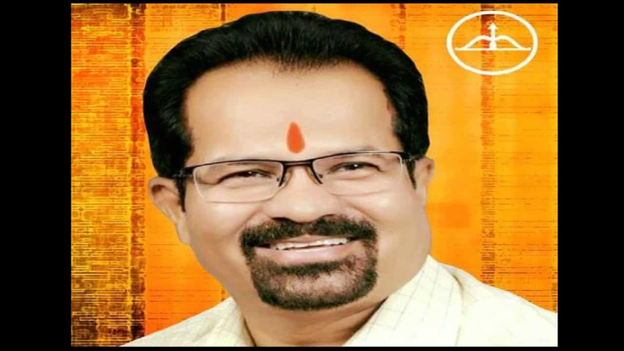 मुंबईचे माजी महापौर विश्वनाथ महाडेश्वर यांचं निधन, वयाच्या ६३ व्या वर्षी अखेरचा श्वास