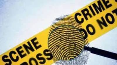 सासूने सुनेला फोन लावला तर व्यस्त येत होता, मग सुनेने सासूला फोन लावला तर उचलत नव्हत्या, सायंकाळी सुनेनं येऊन पाहिलं तर...