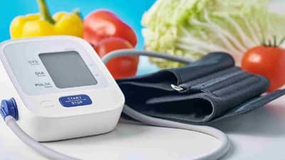 Low BP चा त्रास असेल तर खा या गोष्टी