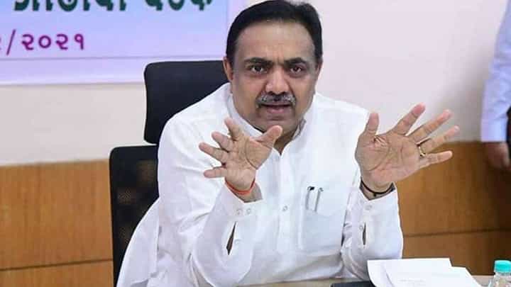 ईडीच्या नोटीसवर भाजप नेत्याचा जयंत पाटील यांना सल्ला, म्हणाले, बाऊ... ईडीच्या नोटीसवर भाजप नेत्याचा जयंत पाटील यांना सल्ला, म्हणाले, बाऊ...