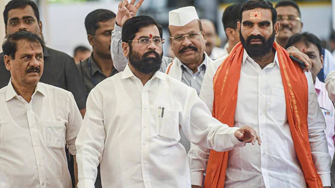Maharashtra Political Crisis | सर्वोच्च न्यायालयाचं शिवसेना हक्कावरून मोठं विधान; शिंदे गटाला मोठा धक्का