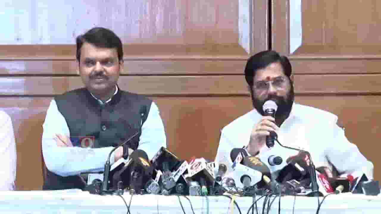 स्वत:चा उदोउदो करून जनतेची दिशाभूल केली जातेय, अनिल देशमुख यांची राज्य सरकारवर टीका