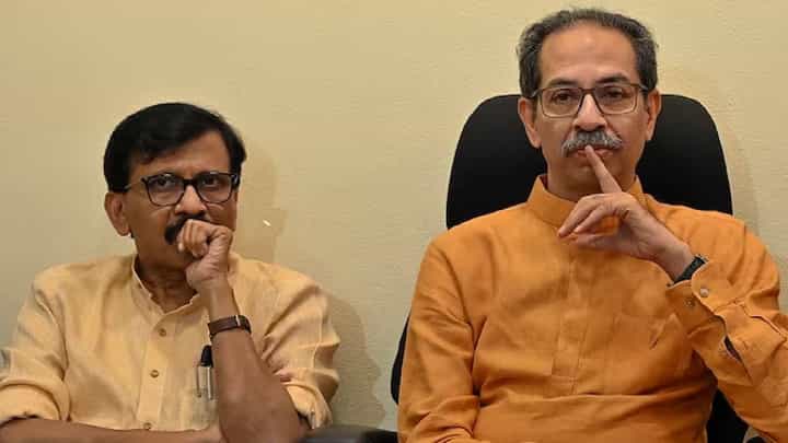शिवसेनेतील 'त्या' आमदार, खासदारांना ठाकरे पुन्हा सोबत घेणार?, संजय राऊत म्हणतात, अशा लोकांसाठी...! शिवसेनेतील 'त्या' आमदार, खासदारांना ठाकरे पुन्हा सोबत घेणार?, संजय राऊत म्हणतात, अशा लोकांसाठी...!