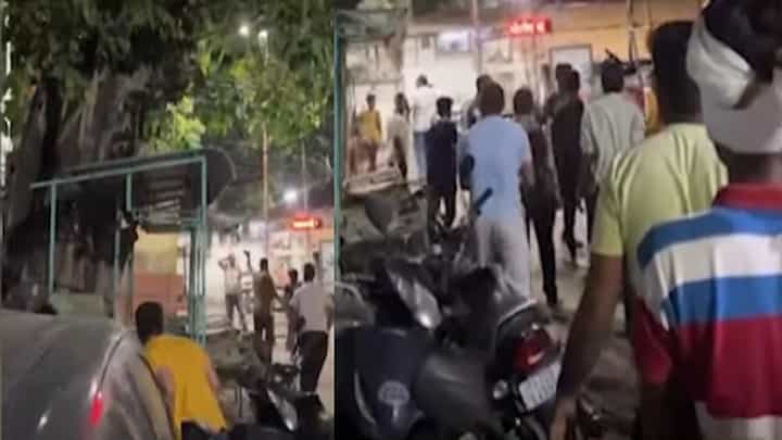 असं काय घडलं की, अकोल्यात दोन गट आले आमने-सामने अन् झाली तुफान हाणामारी असं काय घडलं की, अकोल्यात दोन गट आले आमने-सामने अन् झाली तुफान हाणामारी