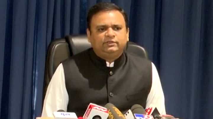 'नार्वेकर आपले जावई, आम्हाला त्यांच्यावर पूर्ण विश्वास, ते लवकरच सोक्षमोक्ष लावतील', राष्ट्रवादीच्या बड्या नेत्याचा टोला 'नार्वेकर आपले जावई, आम्हाला त्यांच्यावर पूर्ण विश्वास, ते लवकरच सोक्षमोक्ष लावतील', राष्ट्रवादीच्या बड्या नेत्याचा टोला
