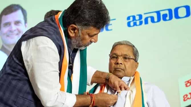 CM Siddaramaiah Net Worth : सिद्धरामय्या CM पदाच्या शर्यतीत अव्वल, पण शिवकुमार असे ठरले बॉस