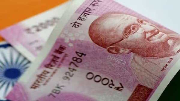 2000च्या नोटा बंद करणं चूक, अर्थव्यवस्थेवर मोठा परिणाम होणार, अर्थतज्ज्ञांचा इशारा