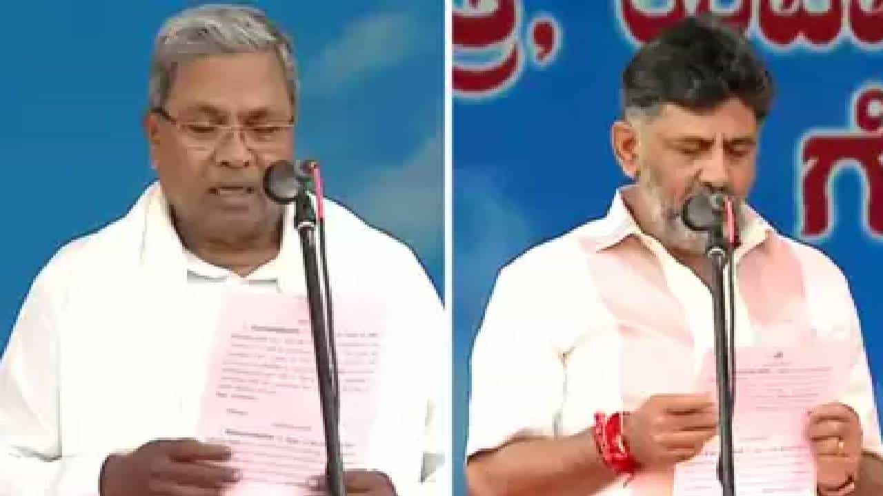 सिद्धारमय्या यांनी कर्नाटकच्या मुख्यमंत्री तर डीके शिवकुमार यांनी घेतली उपमुख्यमंत्रीपदाची शपथ