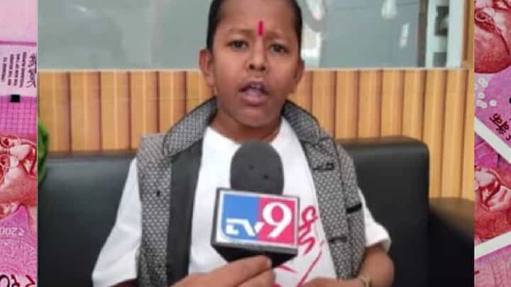 2 हजाराच्या नोटाबंदीच्या निर्णयावर छोटा पुढारी घनश्याम दरोडे यानं स्पष्टच सांगितलं, 2024 मध्ये... 2 हजाराच्या नोटाबंदीच्या निर्णयावर छोटा पुढारी घनश्याम दरोडे यानं स्पष्टच सांगितलं, 2024 मध्ये...