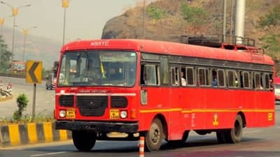 एसटी चालकाला लक्झरी चालकाची बेदम मारहाण, अकोला शासकीय रुग्णालयात उपचार सुरु