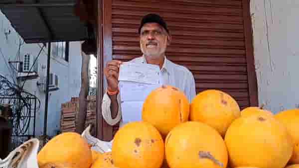 अंबरनाथमध्ये आंबे विक्रेत्याला ३० हजारांचा गंडा, ४० डझन घेतल्यानंतर दिलेला चेक...
