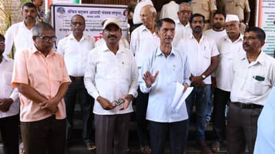 ऊस, काजू उत्पादकांसाठी वंचितचा एल्गार; काजू बोर्ड या तालुक्यात स्थापन करण्याची केली मागणी