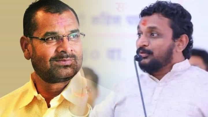 नोटबंदीवरून जुपंली, सदाभाऊ खोत यांच्या 'त्या' मागणीवर अमोल मिटकरी यांचा टोला नोटबंदीवरून जुपंली, सदाभाऊ खोत यांच्या 'त्या' मागणीवर अमोल मिटकरी यांचा टोला