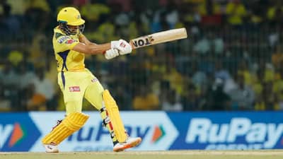 GT vs CSK IPL Qualifier 2023 : ऋतुराज गायकवाड कॅच आऊट झाला आणि त्याच चेंडूवर ठोकला षटकार, कसं काय