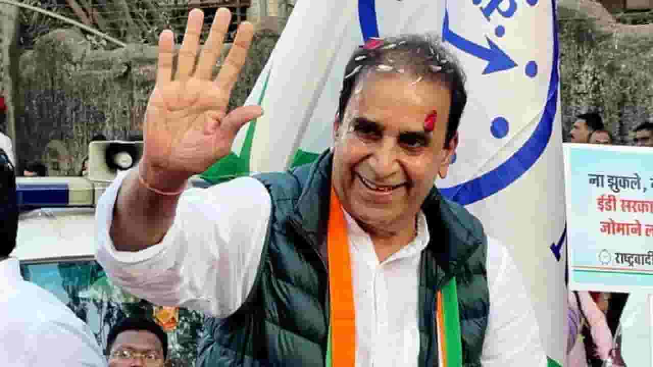 Maharashtra Politics : अनिल देशमुख यांना भाजप नेत्याचा गर्भीत इशारा; म्हणाला, ''जामीन मंजूर... मात्र..'' Maharashtra Politics : अनिल देशमुख यांना भाजप नेत्याचा गर्भीत इशारा; म्हणाला, ''जामीन मंजूर... मात्र..''