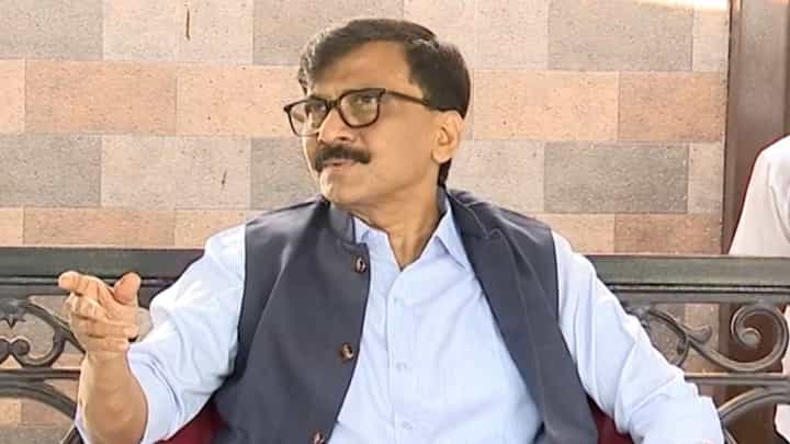 नव्या संसदेच्या उद्घाटनाला जायचा संजय राऊत यांना अधिकार नाही, भाजपच्या बड्या नेत्याची टीका नव्या संसदेच्या उद्घाटनाला जायचा संजय राऊत यांना अधिकार नाही, भाजपच्या बड्या नेत्याची टीका