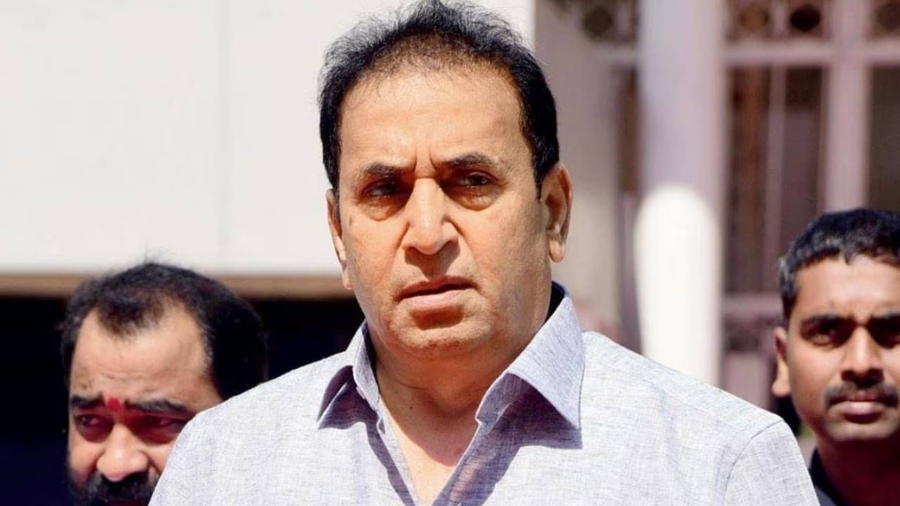 शरद पवार यांनी दिल्लीतून भाकरी फिरवली, अनिल देशमुख यांची प्रतिक्रिया काय? शरद पवार यांनी दिल्लीतून भाकरी फिरवली, अनिल देशमुख यांची प्रतिक्रिया काय?