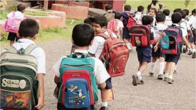 पुणे जिल्ह्यात नवीन आजाराचा उद्रेक, आरोग्य यंत्रणेची धावपळ, शाळा बंद करण्याचा प्रस्ताव